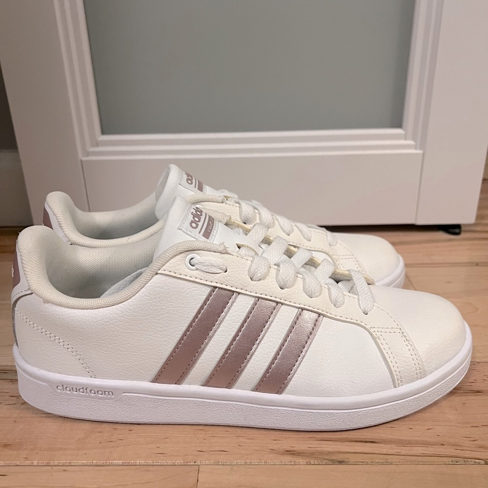 Adidas cloudfoam sneakers